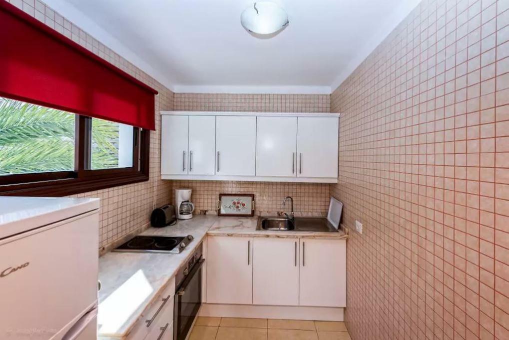 Apartment In Playa De Las Americas2 Экстерьер фото